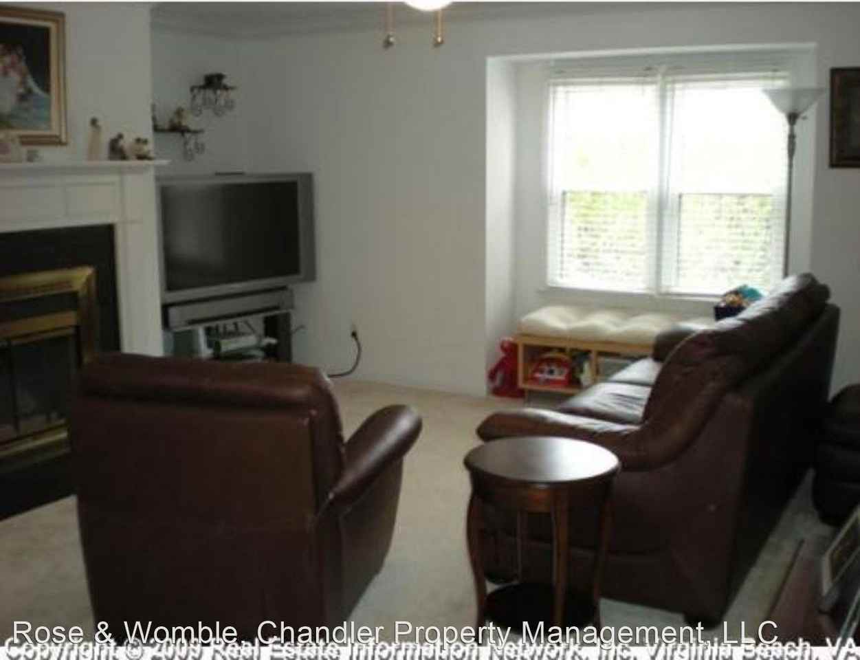 517 W 20th St #502 - Photo 2 of 8