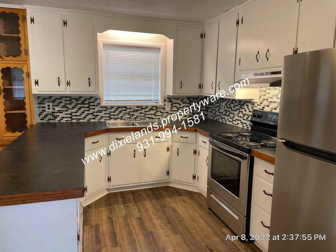 130 Shelton St - Photo 2 of 19