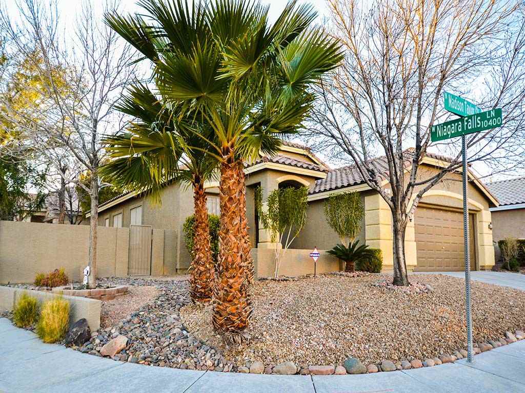 401 Madison Taylor Pl - Photo 2 of 34