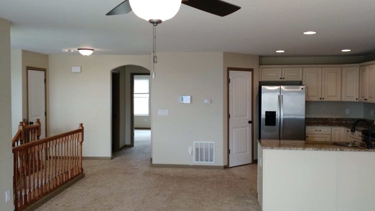 5806 Anna Ave - Photo 2 of 9