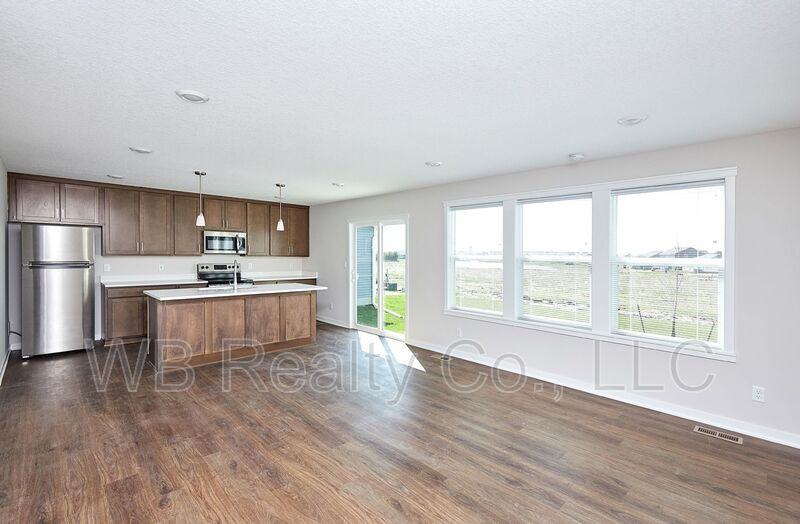 1214 Nw Yorktown Dr - Photo 4 of 32