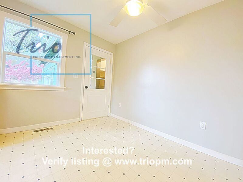 32738 E Mill St - Photo 5 of 18