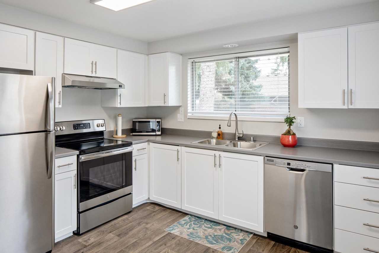 Somerset Terrace Apartments 13601 Se 19th St, Vancouver, WA 98683