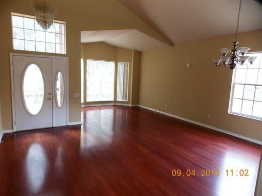 7843 St Andrews Cir - Photo 2 of 12
