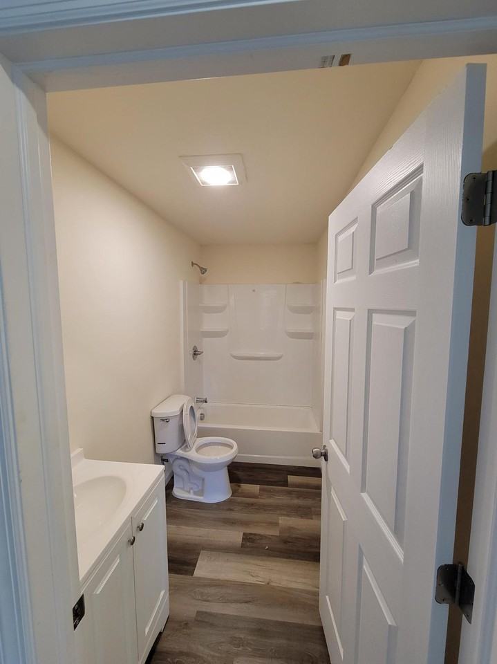 1016 Hillside Ave #11 - Photo 3 of 10