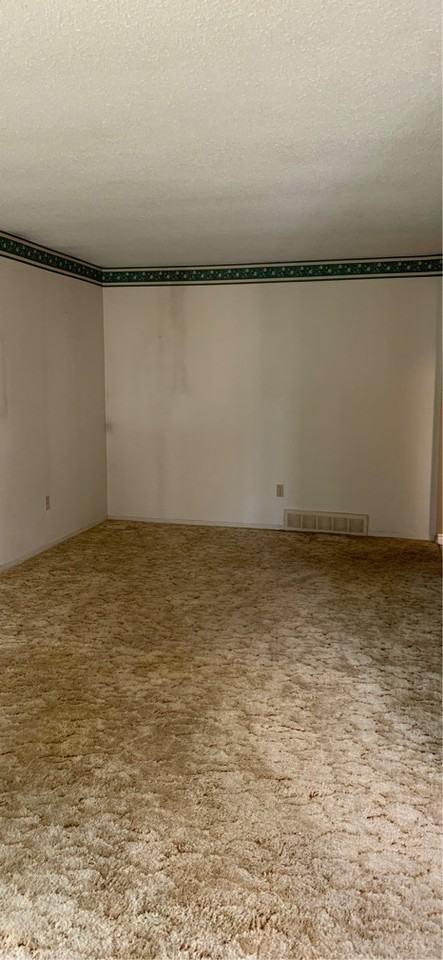 224 Finch Dr #1 - Photo 3 of 11