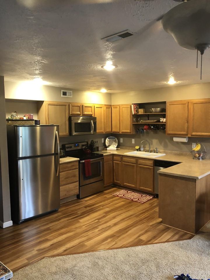 2020 Grandview Dr #1 - Photo 6 of 24