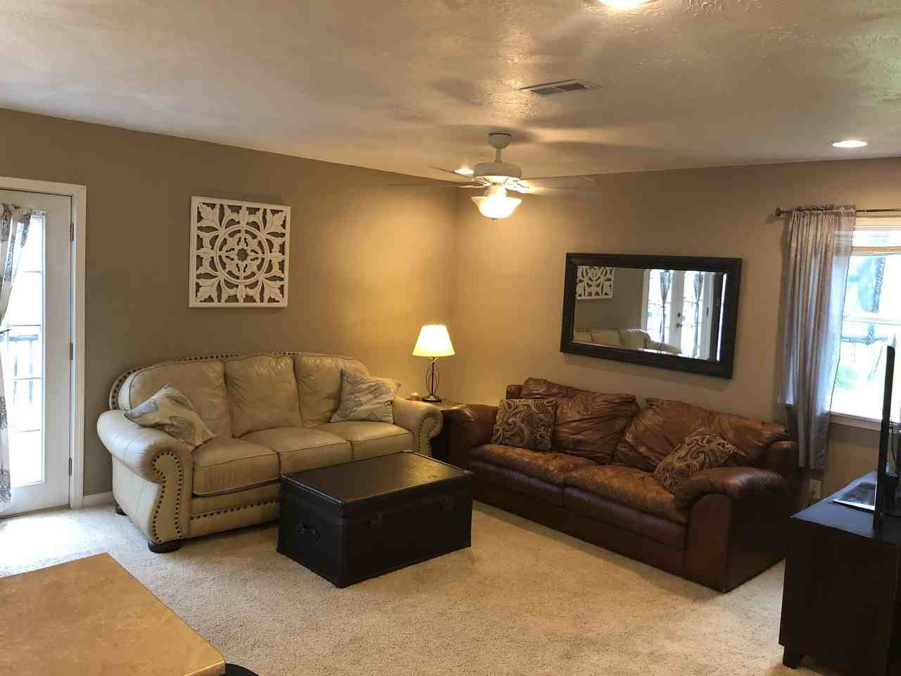 2020 Grandview Dr #1 - Photo 7 of 24