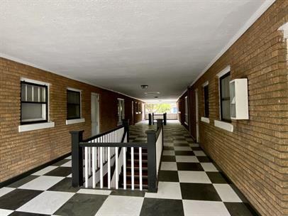 4015 North Seminole Avenue - Photo 3 of 17