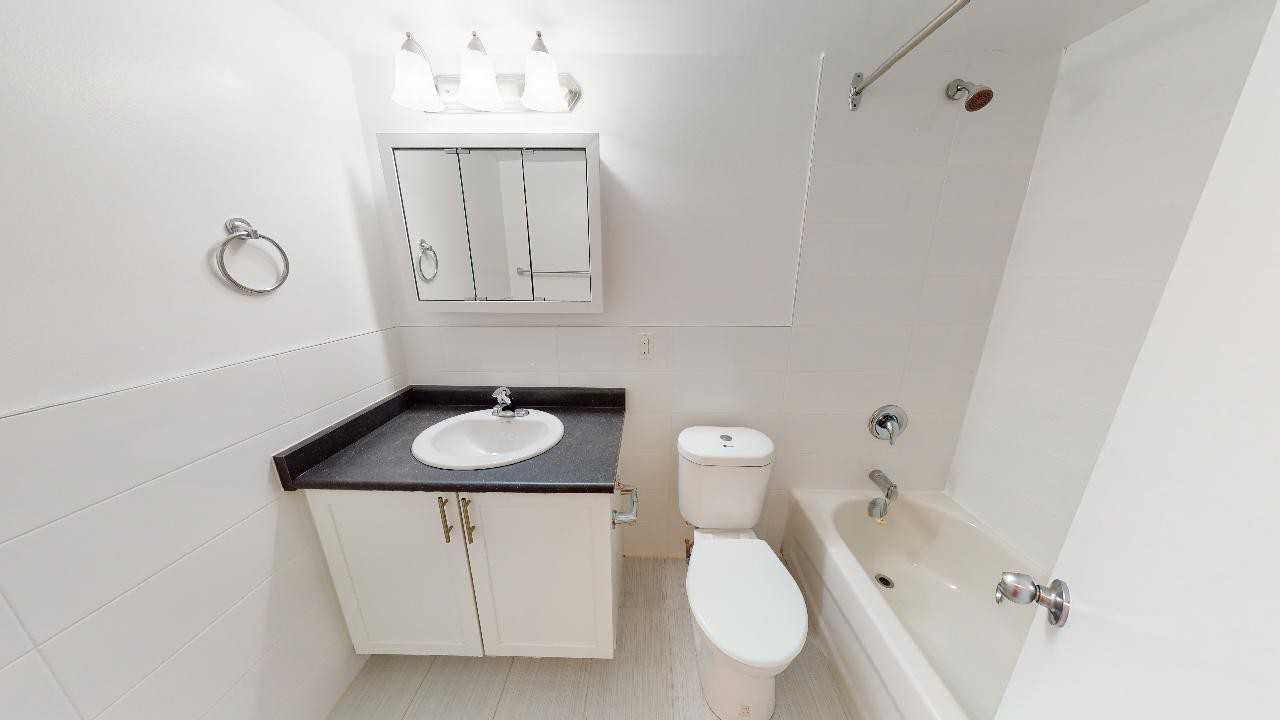 170 Dudley Ave - Photo 3 of 7