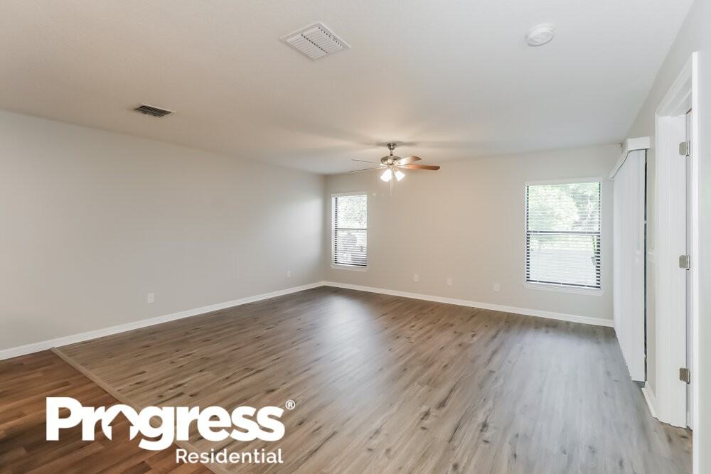 5550 Maggiore Blvd - Photo 3 of 16