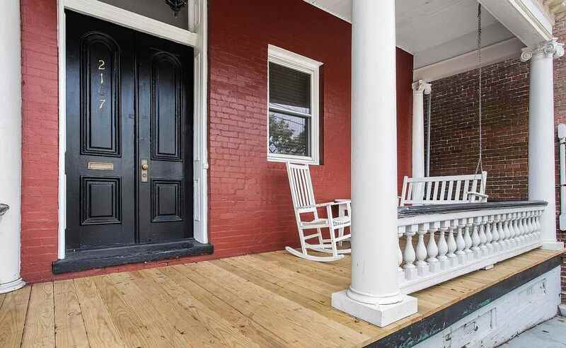 2107 E Broad St - Photo 2 of 17