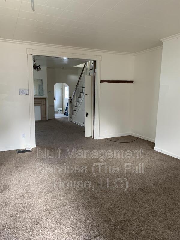 2402 Grandview Ave - Photo 2 of 15