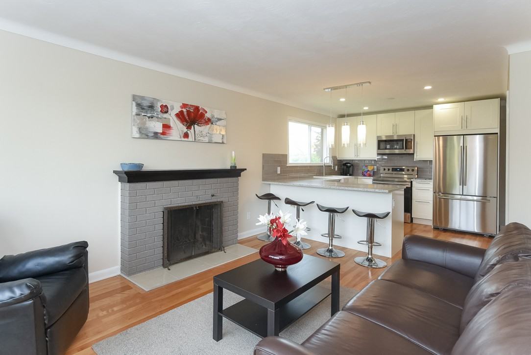 A2138 Iris Street Upper Level, Nepean Apartments 2138 A2138 Iris