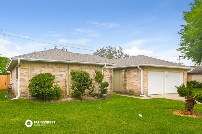 1906 Grand Park Dr - Photo 3 of 16