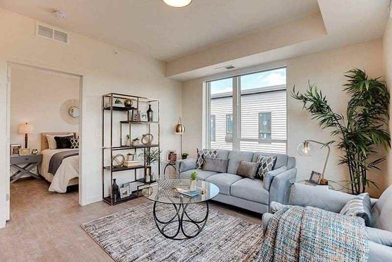 Overland Apartments - Photo 4 of 22