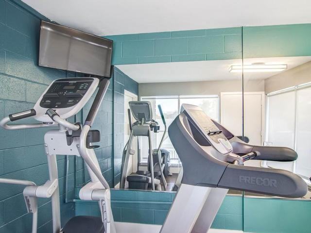 538 Lakeside Ave S - Photo 7 of 16