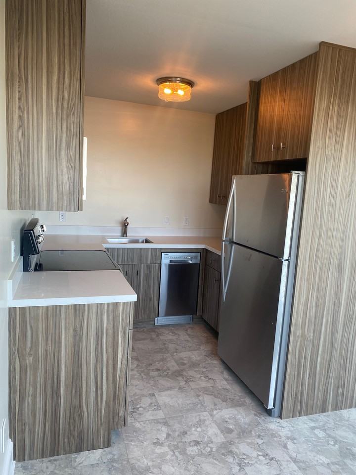 3600 21st Street - Photo 3 of 7