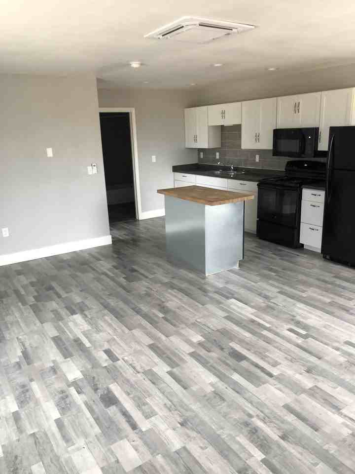 295 E A St #1 - Photo 2 of 5