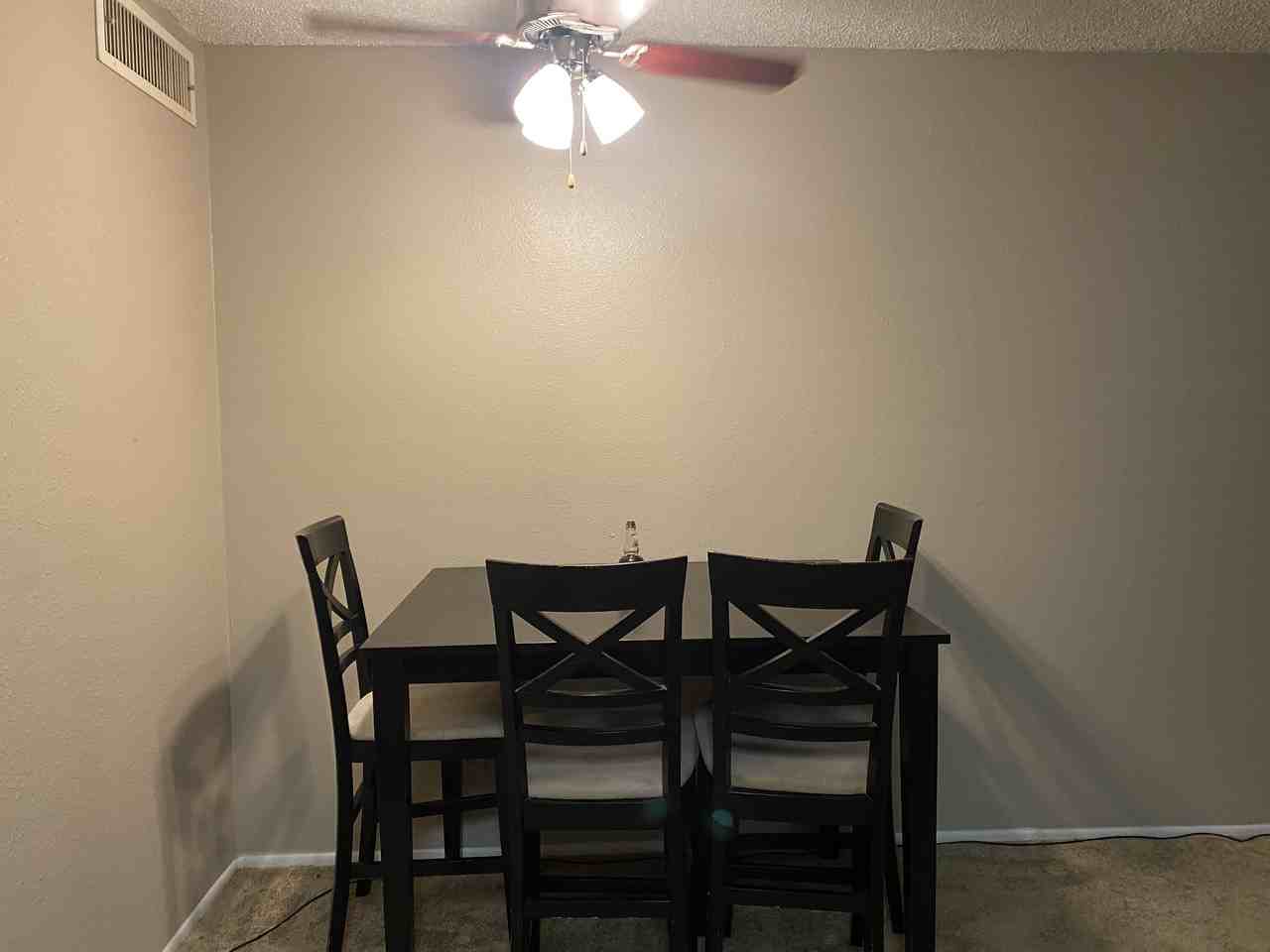 14329 Oakridge Cir #100 - Photo 3 of 8