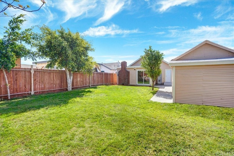 1149 E 69th St - Photo 3 of 18