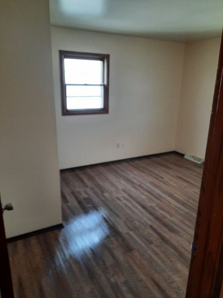 9531 W Bradley Rd - Photo 2 of 5