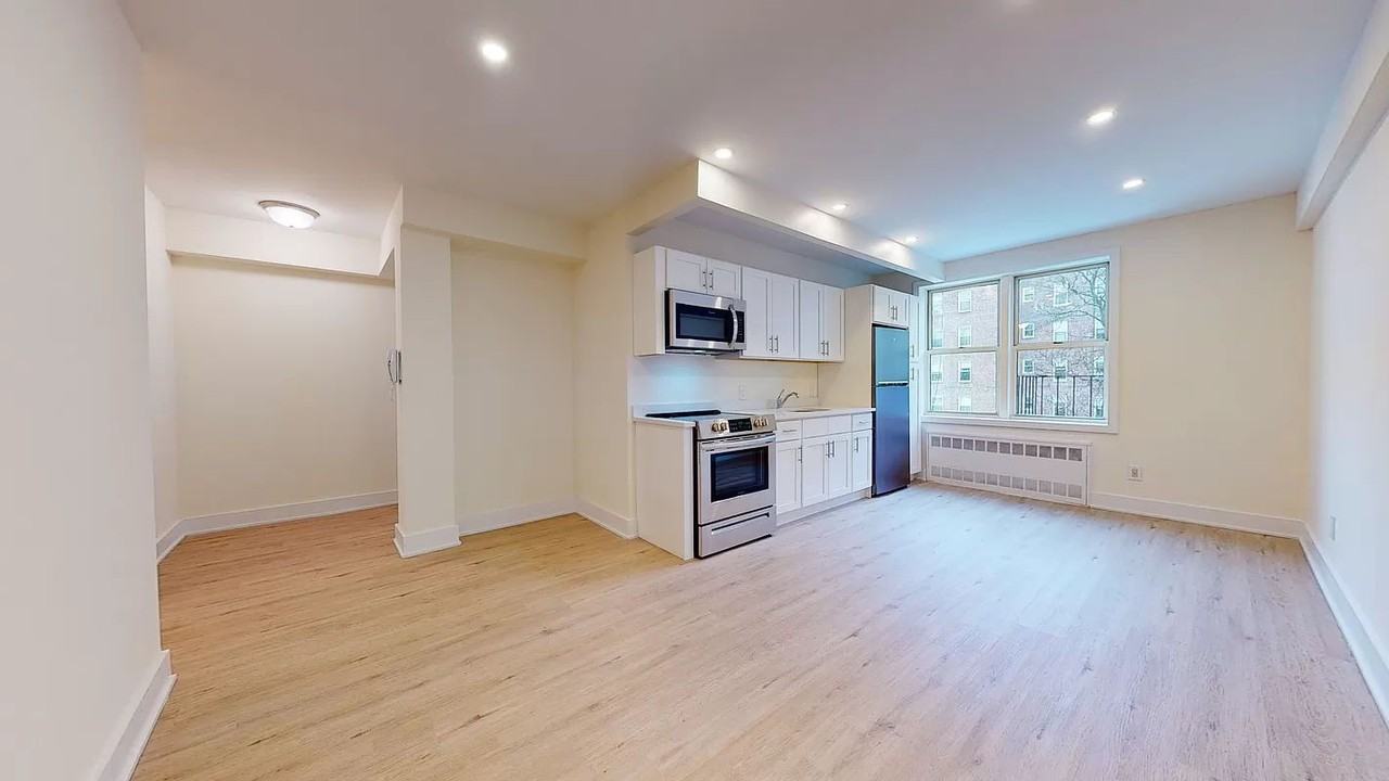 8841 20th Ave #3G - Photo 3 of 6