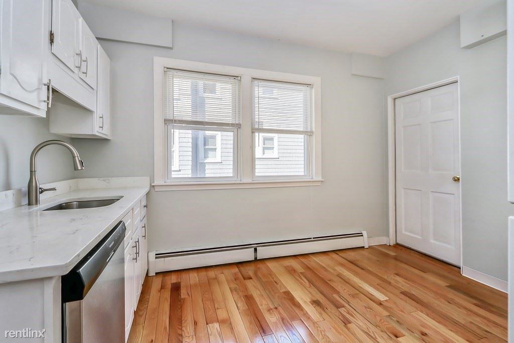 27 Emery St - Photo 3 of 35