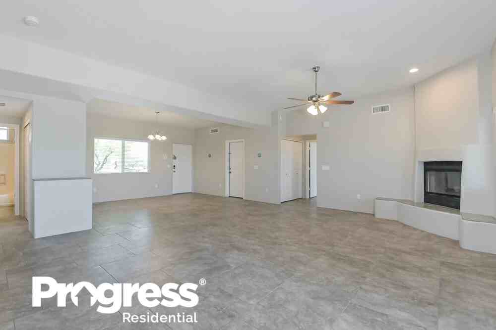 9289 N Whipsnake Way - Photo 3 of 16