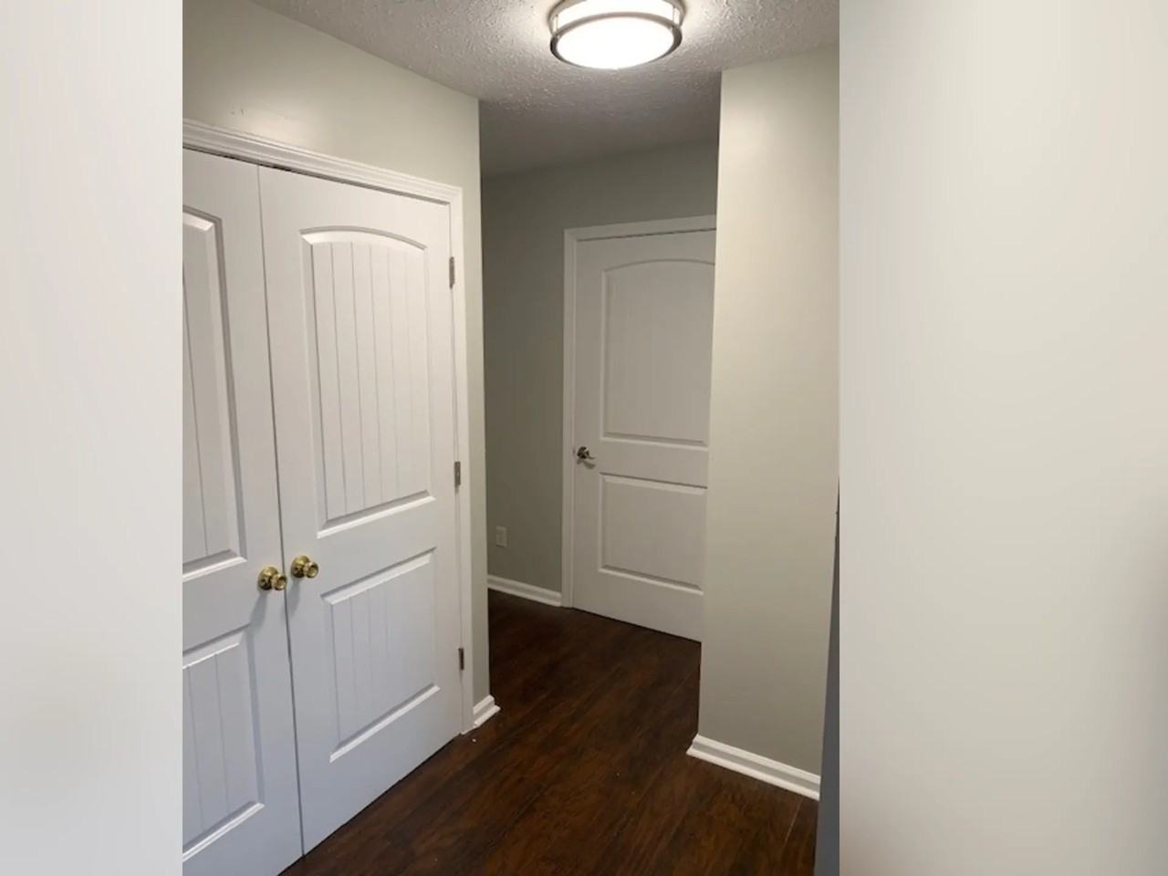 131 Gwyn Dr - Photo 3 of 10