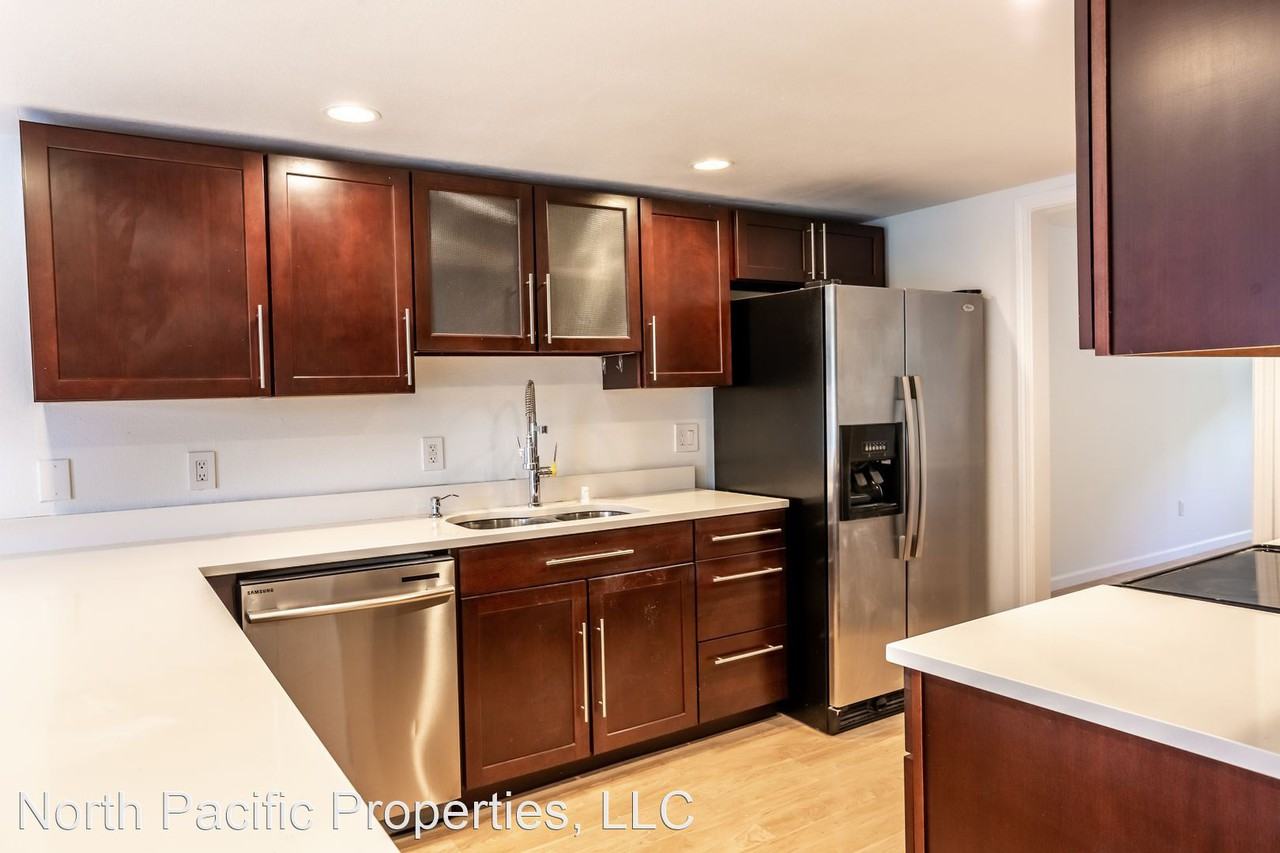 7627 Se 29th St - Photo 3 of 22