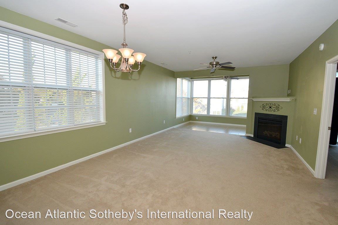 17476 Slipper Shell Way #9 - Photo 3 of 14