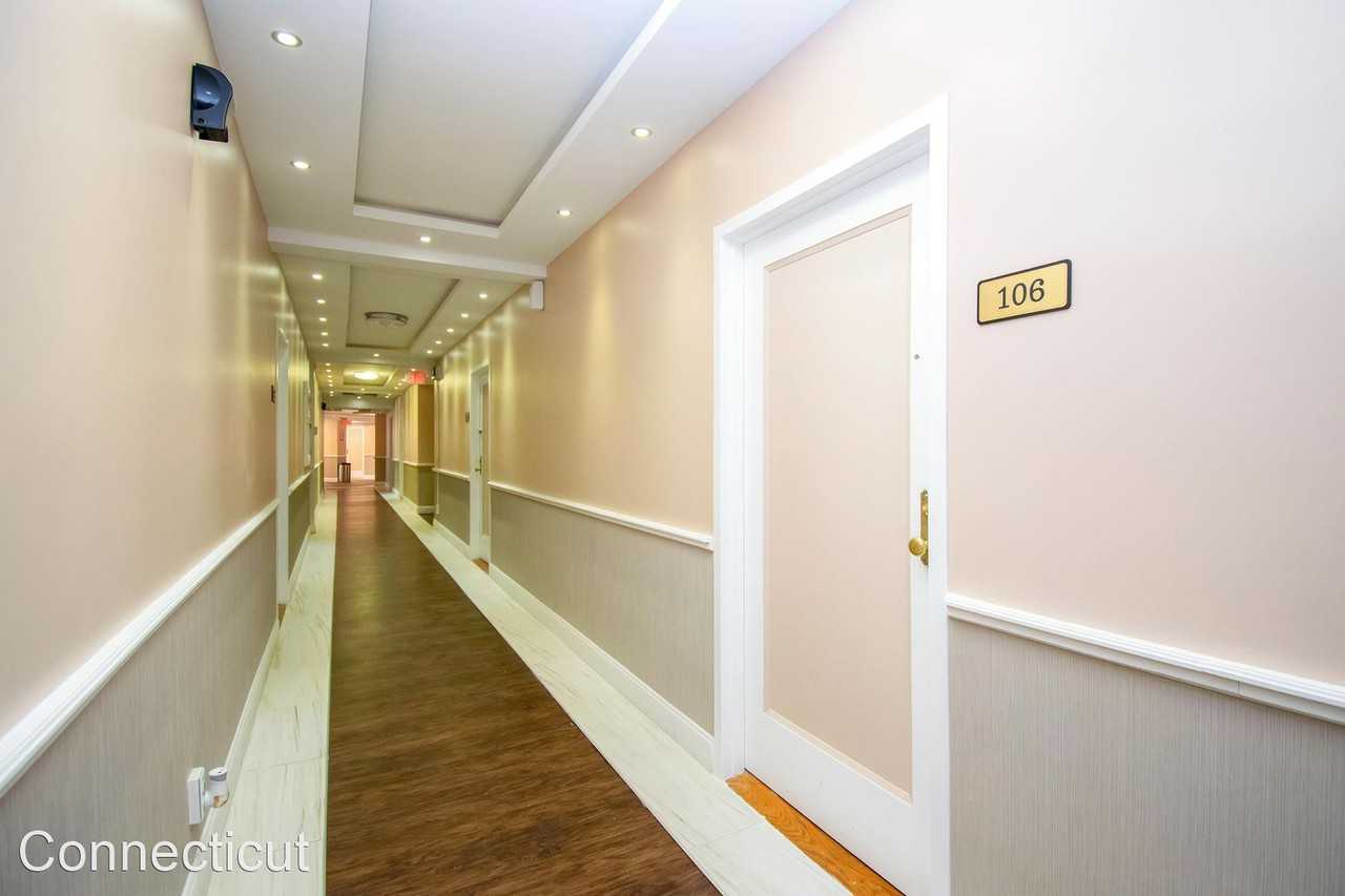 98 Garden street - Photo 3 of 30