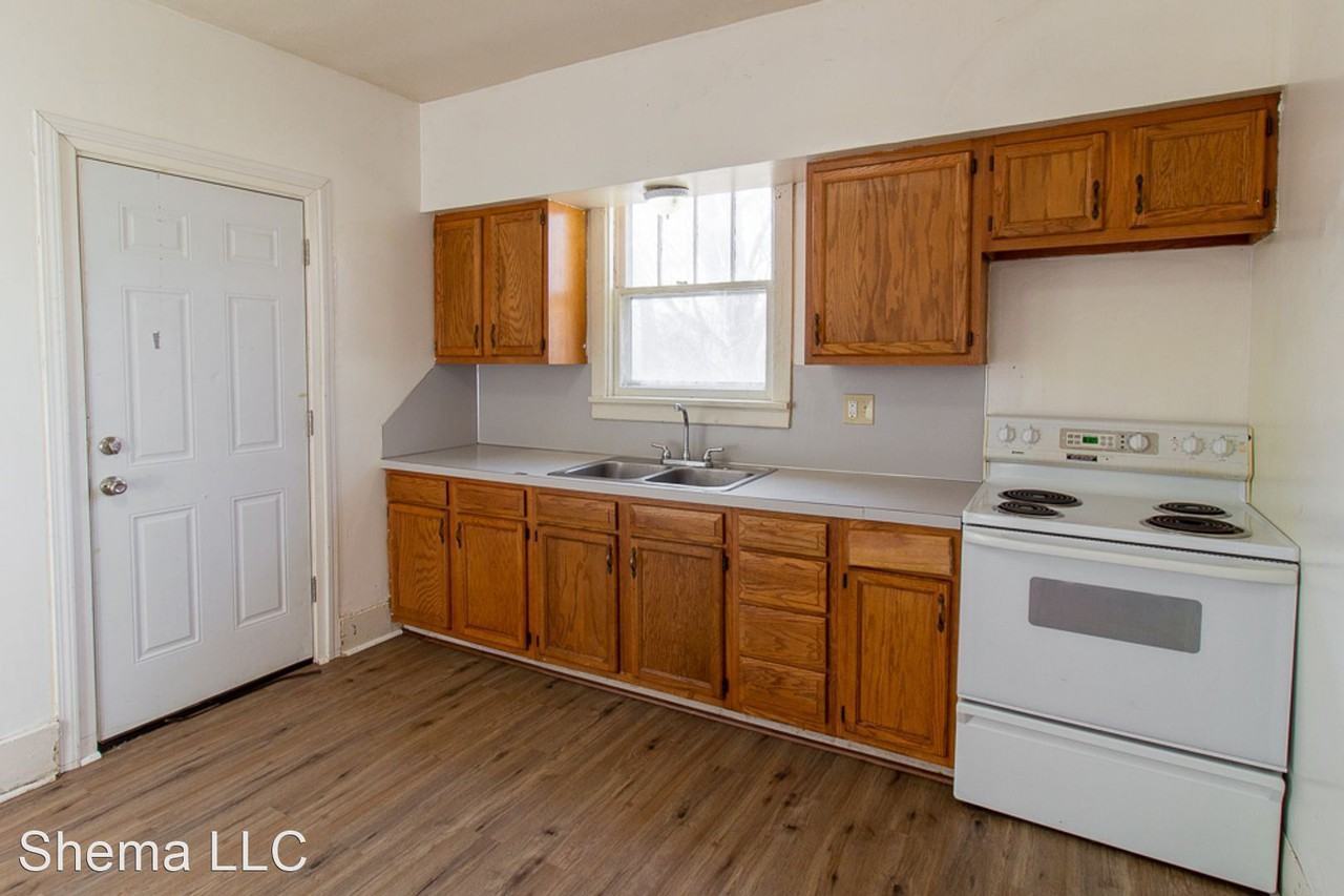 4451 Evans St - Photo 3 of 15