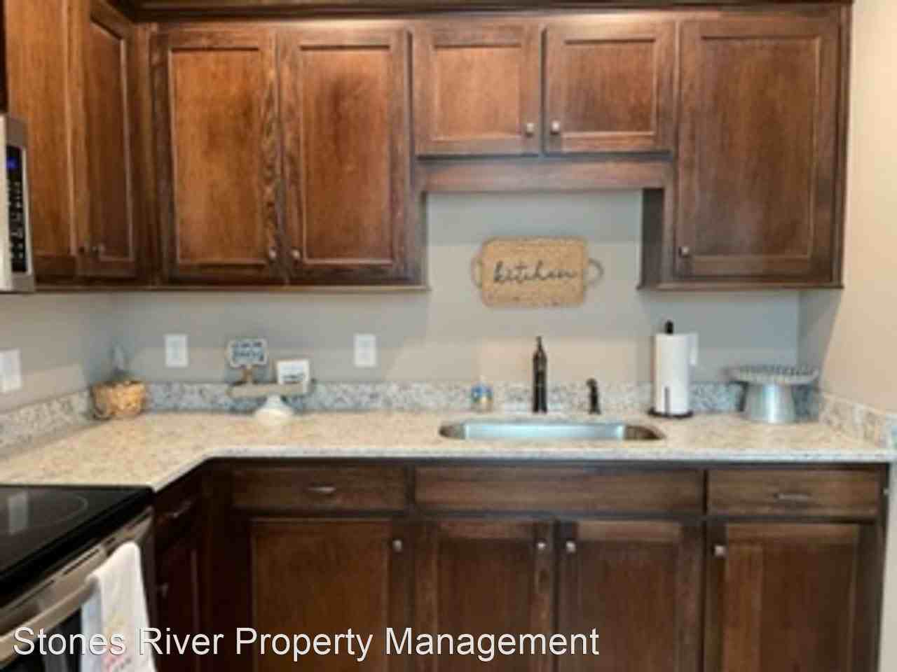 114 Parks St. - Photo 3 of 18