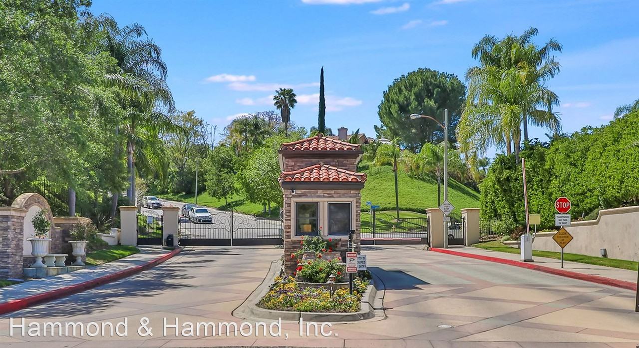 24809 Calle Cedro - Photo 3 of 39