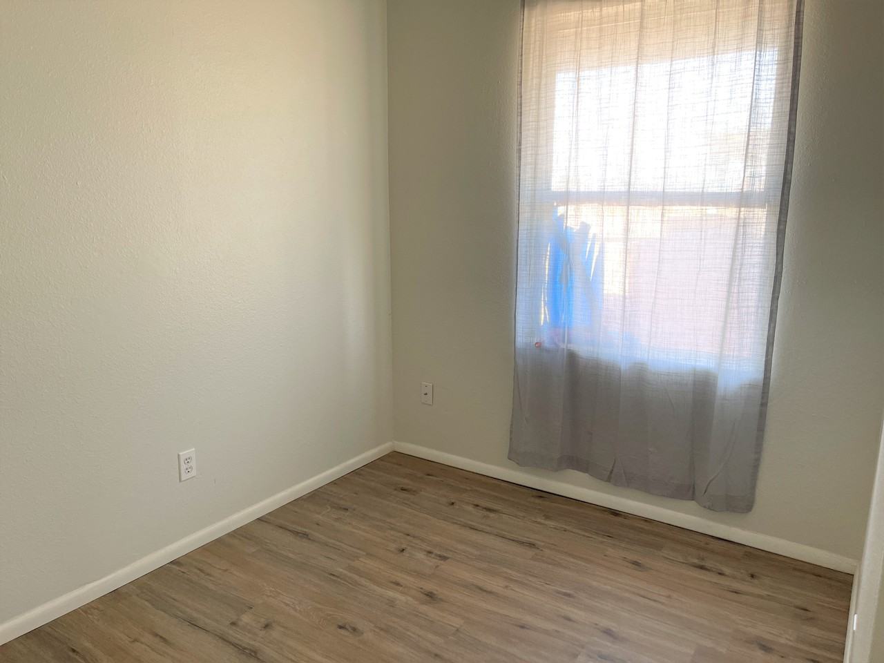 1504 N French St #B - Photo 5 of 24