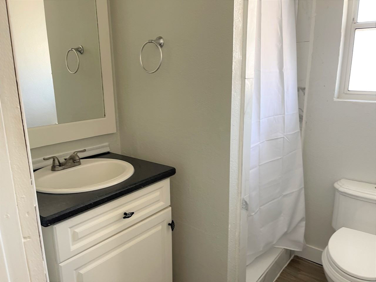 1504 N French St #B - Photo 7 of 24