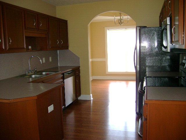 21 Pope St - Photo 3 of 13