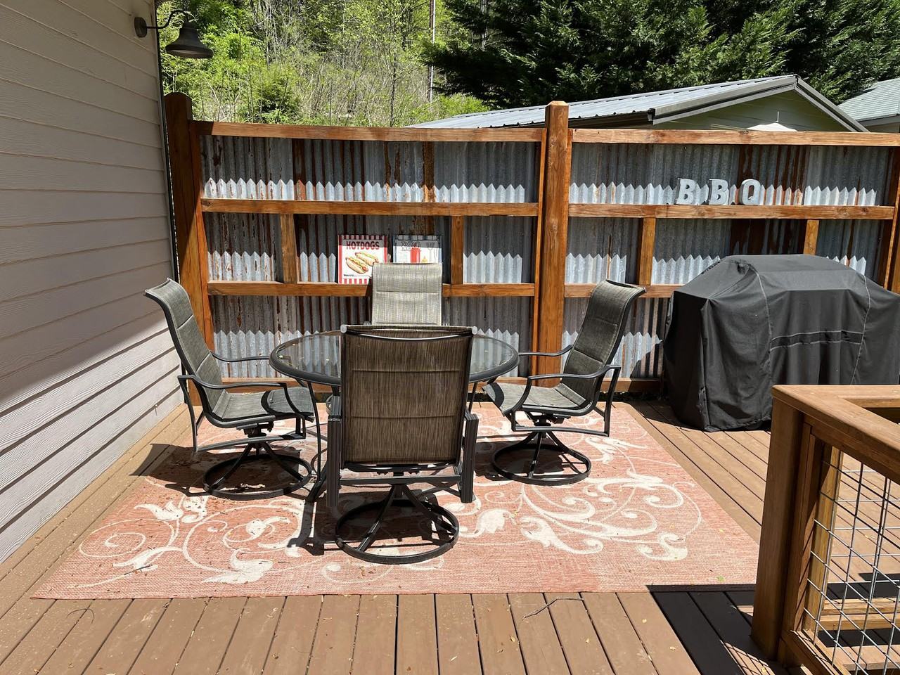 251 Landwood Lane - Photo 4 of 18