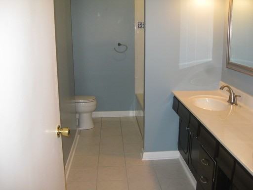 640 Valley Brook Ln - Photo 3 of 11