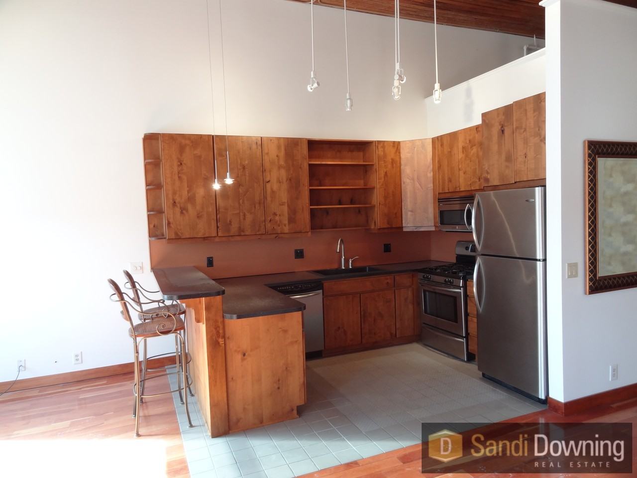 314 S 11th St #202 - Photo 2 of 33