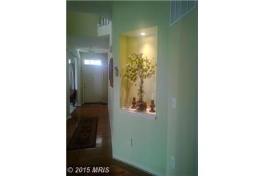 18077 Camdenhurst Dr - Photo 3 of 7