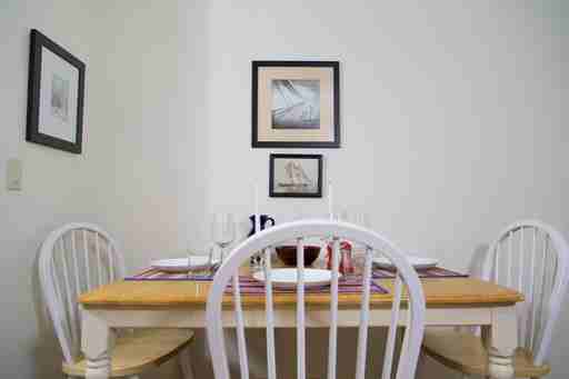 61 London Ct - Photo 3 of 10