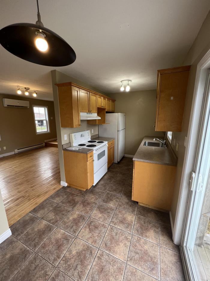 185 Rue Orléans - Photo 2 of 9