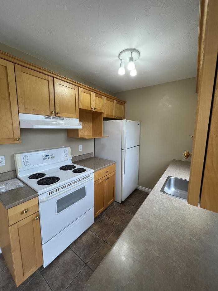 185 Rue Orléans - Photo 3 of 9