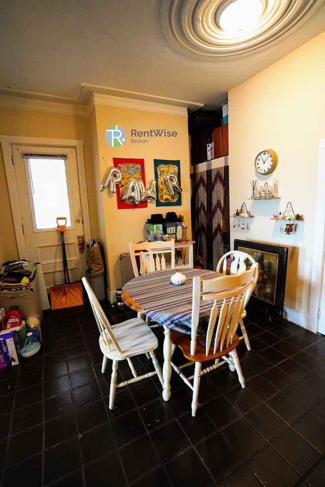 381 Dorchester St #1A - Photo 7 of 13