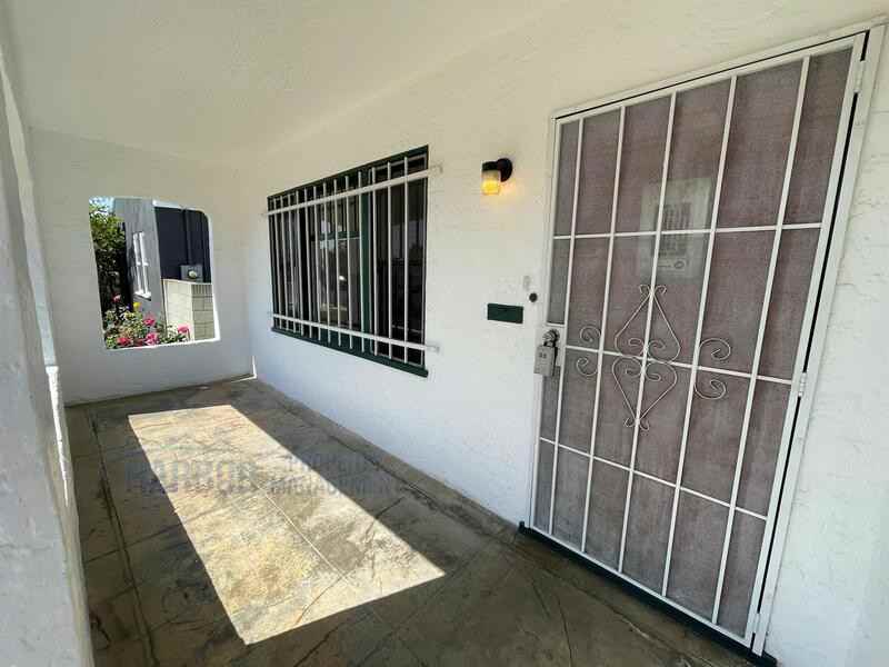 1667 Lagoon Ave - Photo 2 of 22