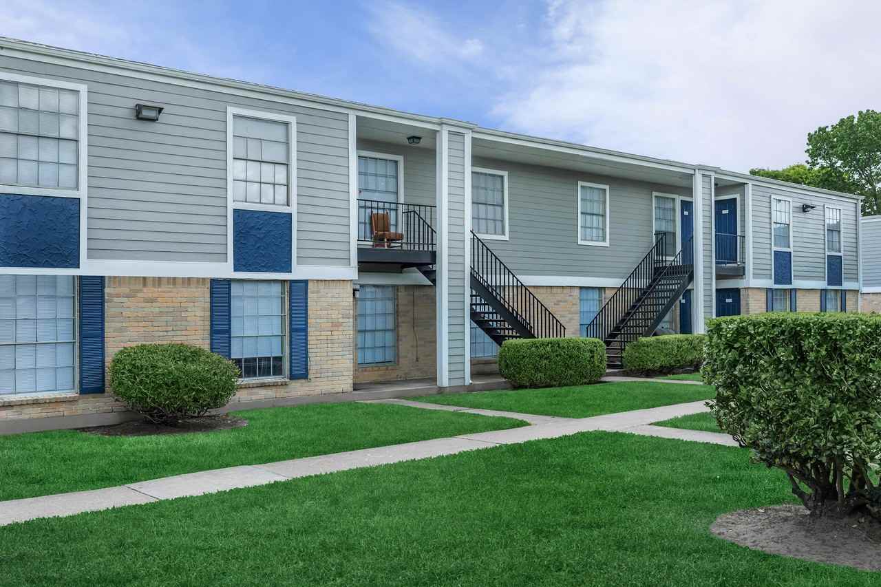 The Berkshire - Photo 7 of 29