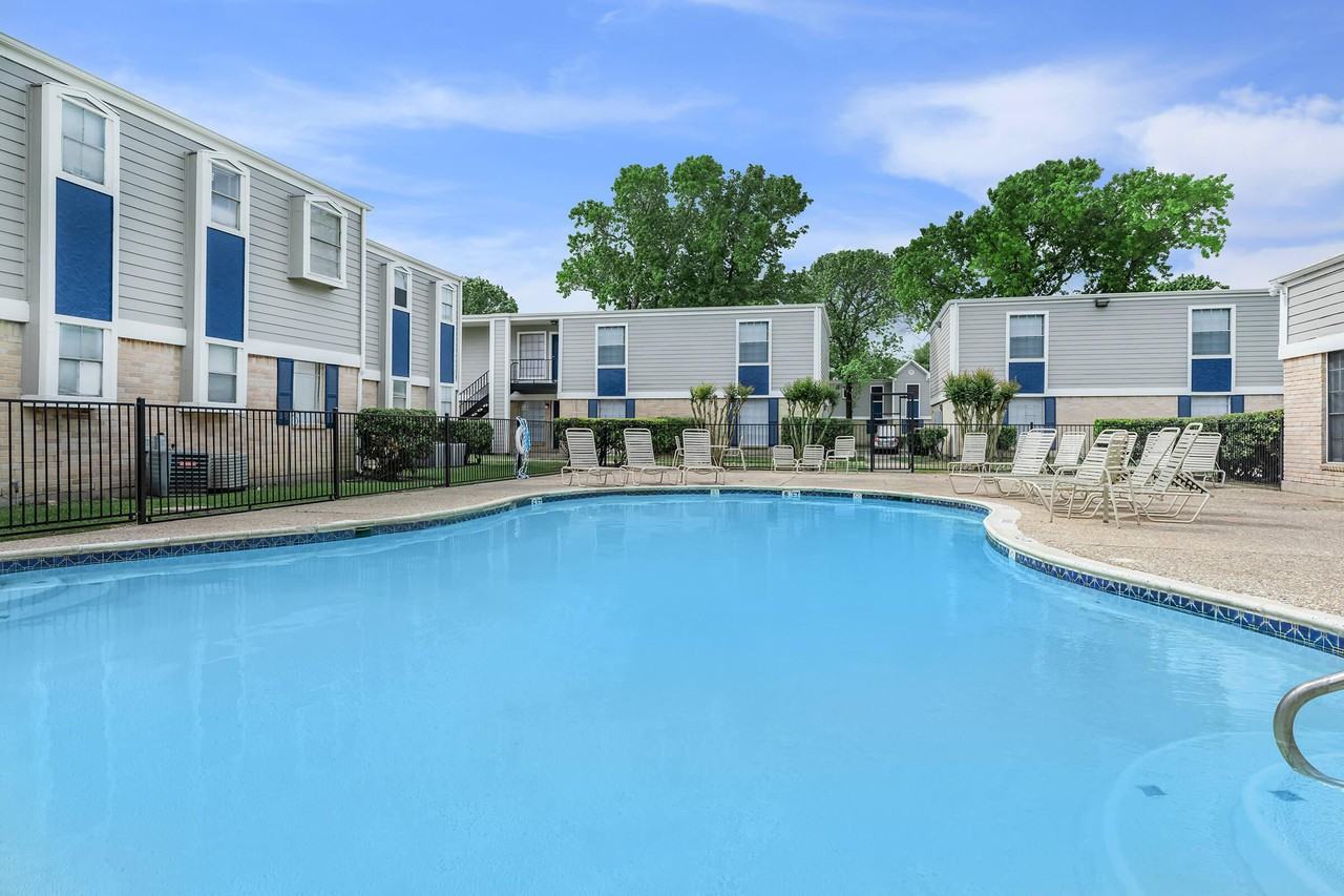 The Berkshire - Photo 6 of 29